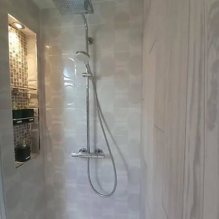 بيت للعطل Hemma Grove - A Songbird Haven