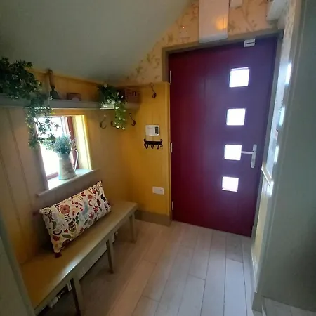 Hemma Grove - A Songbird Haven