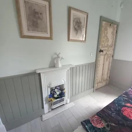 Tatil Evi Hemma Grove - A Songbird Haven