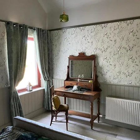 Hemma Grove - A Songbird Haven Tatil Evi