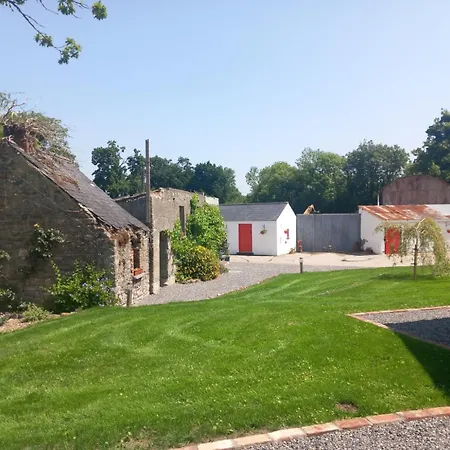 Hemma Grove - A Songbird Haven